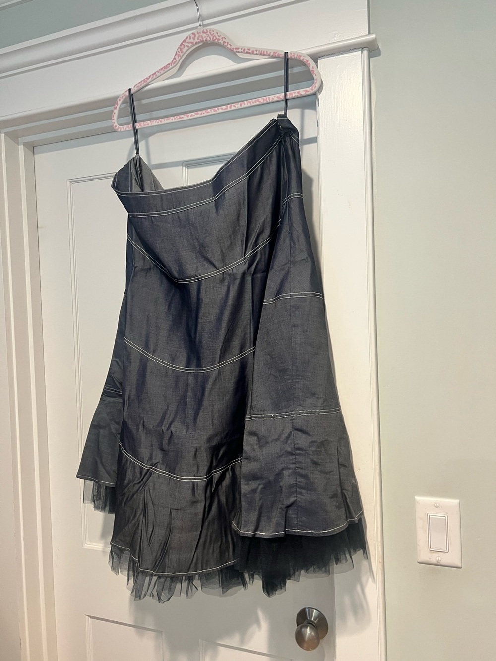 Anthropologie Geisha Designs
Floriana Denim Tiered Skirt - Sz 14 NWT - Picture 5 of 16